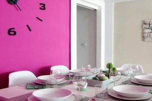 CITY CENTER BIG APARTMENT-FAMILY & FRIENDS-5 Beds, Malaga