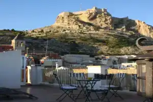 Santa Barbara Guesthouse, Alicante