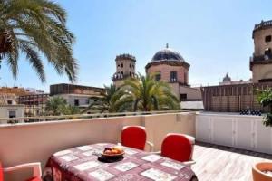 Magic Atico in the heart of the old town Apartments, Alicante