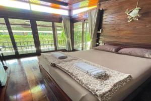 Ruen Orathai Resort, Prachuap Khiri Khan