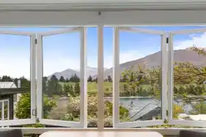 Stay of Apartments, Queenstown