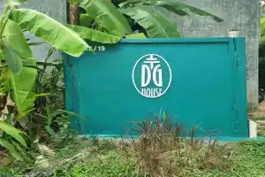 DG House, Thong Sala