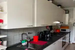 Appartamento Riviera Trilocale wifi e parcheggio privato Apartments, Ventimiglia