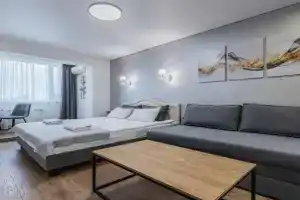 CityApartments Kyiv Heroiv Dnipra, Kiev