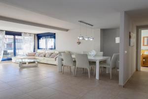 Sueños De Mar, 3 dormitorios, by Bookindenia Apartments, Denia