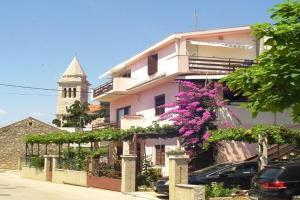 Apartments Nebo, Pakostane