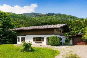 Chalet Levi by Alpine Host Helpers, Kirchberg