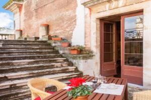 GuestHost - La terrazza sulla Chiesa di San Francesco d'Assisi, Castellana Grotte