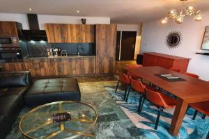 Vue Magic Muzelle sur terrasse Sud Confort top pres pistes parking central Apartments, Les Deux-Alpes