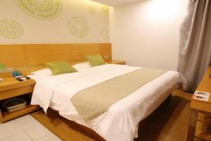 GreenTree Inn South zhongshan Road Shangyi Bus Station Express Hotel, Suzhou