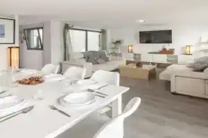 Gandia Confort Treviso Guest house, GANDIA