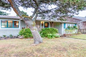 Seaside Classic Cozy Bungalow Guest house, Seaside