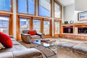 Fawngrove #1676 Apartments, Park City