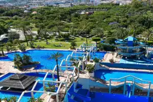 Benal Beach, Luxury Sea & Mountain View Beachside 1 Bedroom Apartment, Torremolinos