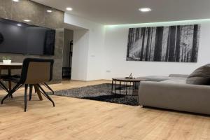 BLACK APARTMENT by ALEX RAFAEL, Zagreb