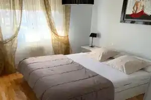 Apto Alma Parking y Piscina GRATIS Apartments, Zaragoza