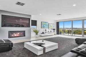 CONROE EXECUTIVE TOWNHOUSE - MODERN & STYLISH, Mount Gambier