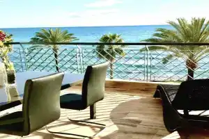 MI CAPRICHO B17 Beachfront Apartment, Mijas Costa