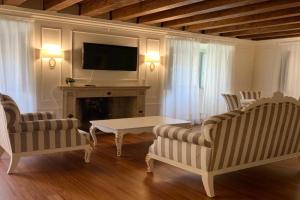 Cavour44 - Palazzo Canossa Apartments, Verona