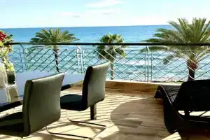 MI CAPRICHO A17 Beachfront Apartment, Mijas Costa