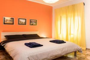 Neapolis Bay Apartments, Portici