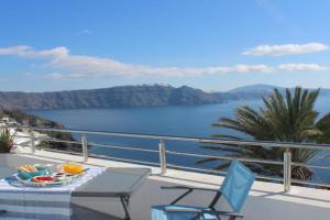 Casa Sigala volcano, Oia