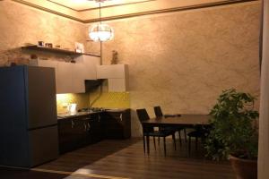Apartment on Arnautskaya 32, Odessa