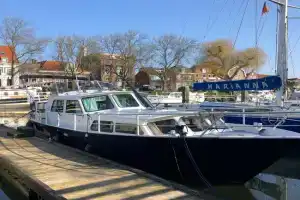 Boot & Breakfast - slapen op het water Hotel, Enkhuizen