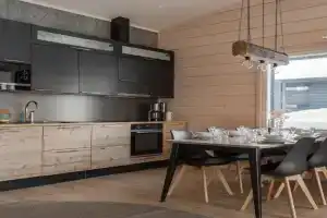 Louhi B Apartments, Akaslompolo