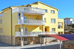Apartments Goranka 2, Betina