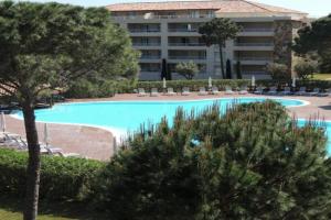Appartement vue piscine dans résidence de standing Apartments, Porto-Vecchio