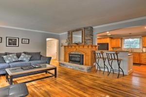 Charlotte Area Home with Patio - 6 Miles to Downtown Guest house, Charlotte