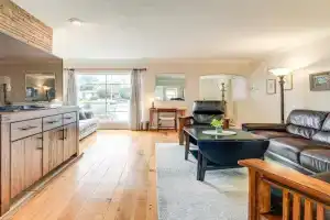 Great Bay Area Home, 12 Mi to Downtown San Jose! Guest house, Sunnyvale