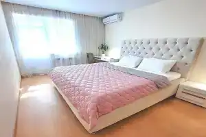 posutochno dvokimnatna u mikrorayoni Sadoviy Merezha Alex Apartments Dokumenti dlya vidryadzhen FOP 3 grupa, Poltava