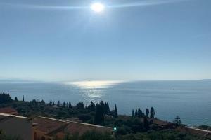 Barbati breathtaking views Apartments, Barbati