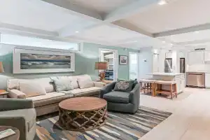 Coastal Downtown Condo - Walk to the Beach! Apartments, Naples