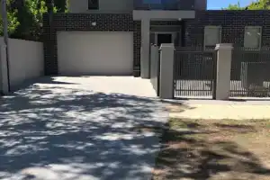 Central executive 4br townhouse, Albury