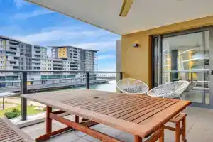 Waterfront Pearl Suite 2 Bed Luxury Apt Apartments, Darwin