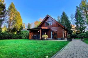 Terrace Apartment with Lush Garden, Epe