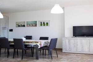 Appartamenti Flora e Zefiro by Holiday World Apartments, Castro