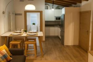 ÁTICO ACOGEDOR LUJOSO CHECK-IN 24H PENTHOUSE 5 Planta 5, Zaragoza