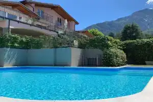 LAGO APARTMENT, Colico