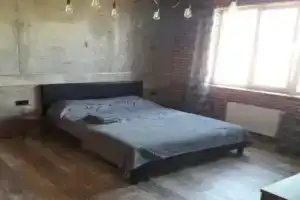 ODNOKOMNATNYY LOFT NA 26 ETAZhE Apartments, Odessa
