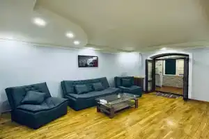 Classic Family Apart In The Center With 4 Rooms, Tashkent