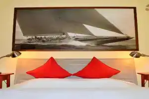 Gecko Apartments, San Borondon