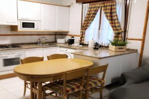 Clásico y Funcional Vivienda Turística Centro Apartments, Bilbao