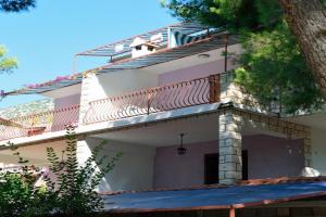 Apartments by the sea, Hvar - 18100, Ivan Dolac