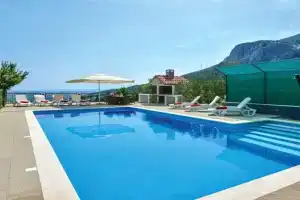 Family Villa in with Pool, Solin