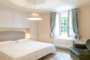 Refined Apartment in - 77 sqm - Air Conditioning, Lastra a Signa