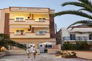 Studios Akrogiali, Limenaria